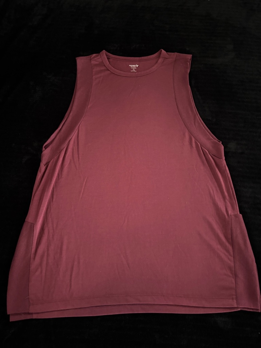 Old Navy Active Sz M Women’s ultra lite Sleeveless Tank Top - Burgundy